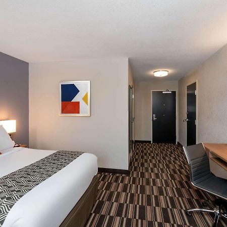 Microtel Inn & Suites By Wyndham קרלייל מראה חיצוני תמונה